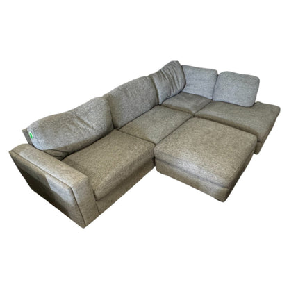 Maycen Fabric Sectional (Auction) - Alpine Outlets